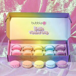 Bubble T Rainbow Tea Mini Macaron Bath Bomb Fizzer